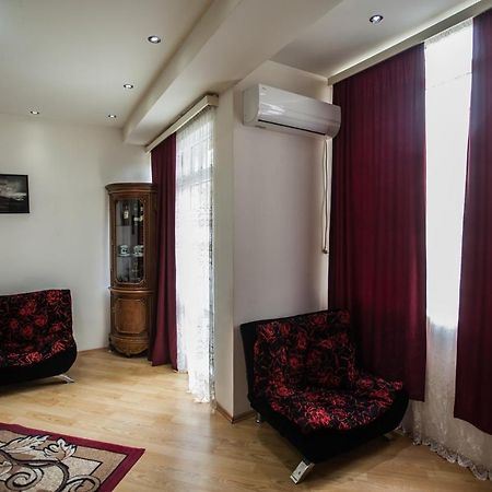Sunny Apartments. Tbilisi. 300 Aragveli ภายนอก รูปภาพ